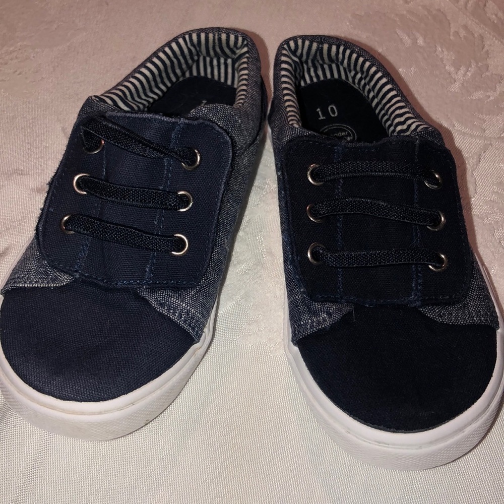 Size 10 Carter’s Blue Loafers